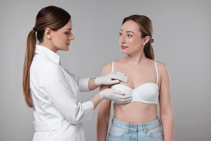 Redrapage mammaire : tout savoir sur la mastopexie